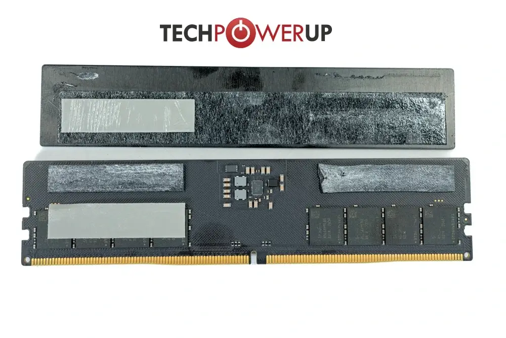 42 DDR5 RAM with removed heatsink 