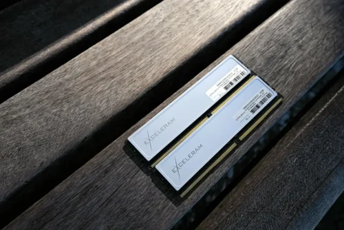 DDR5 U-DIMM BlackWhite Memory by Exceleram on wood two sticks